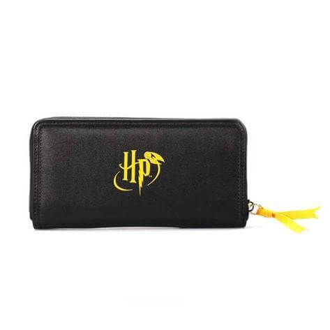 Official Hogwarts Purse Large at the best quality and price at House Of Spells- Fandom Collectable Shop. Get Your Hogwarts Purse Large now with 15% discount using code FANDOM at Checkout. www.houseofspells.co.uk.