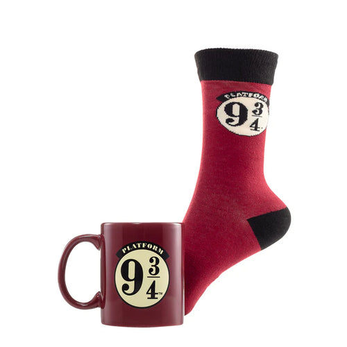 HARRY POTTER (PLATFORM 9 3/4) MUG & SOCK