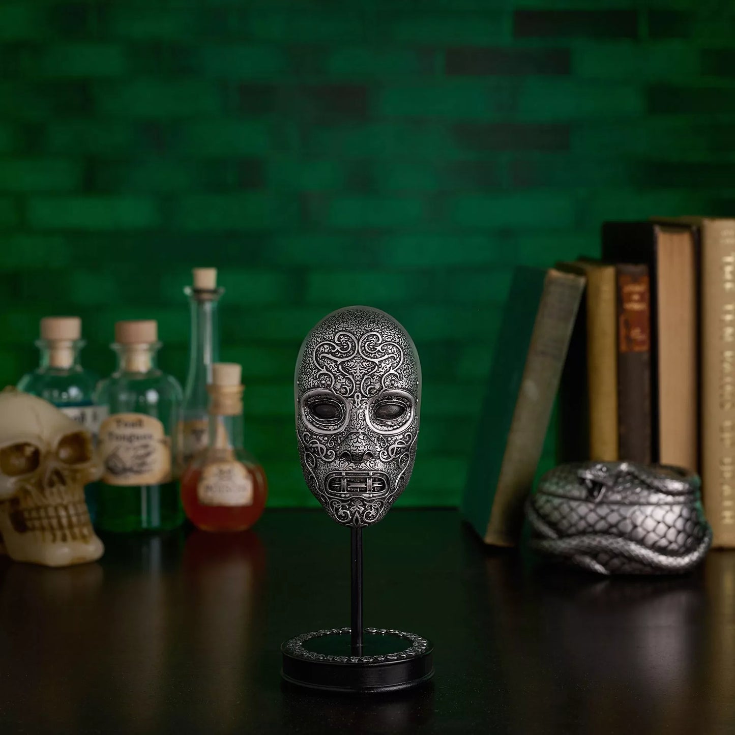 Harry Potter Dark Arts Mask Figurine – Death Eater (Small)