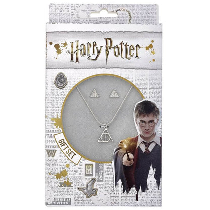 Official Harry Potter Deathly Hallows necklace and Stud Earring Set at the best quality and price at House Of Spells- Fandom Collectable Shop. Get Your Harry Potter Deathly Hallows necklace and Stud Earring Set now with 15% discount using code FANDOM at Checkout. www.houseofspells.co.uk.