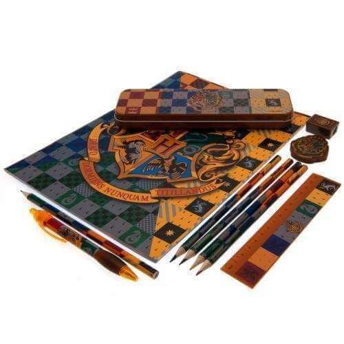 Official Hogwarts House Crests Stationery Set at the best quality and price at House Of Spells- Fandom Collectable Shop. Get Your Hogwarts House Crests Stationery Set now with 15% discount using code FANDOM at Checkout. www.houseofspells.co.uk.